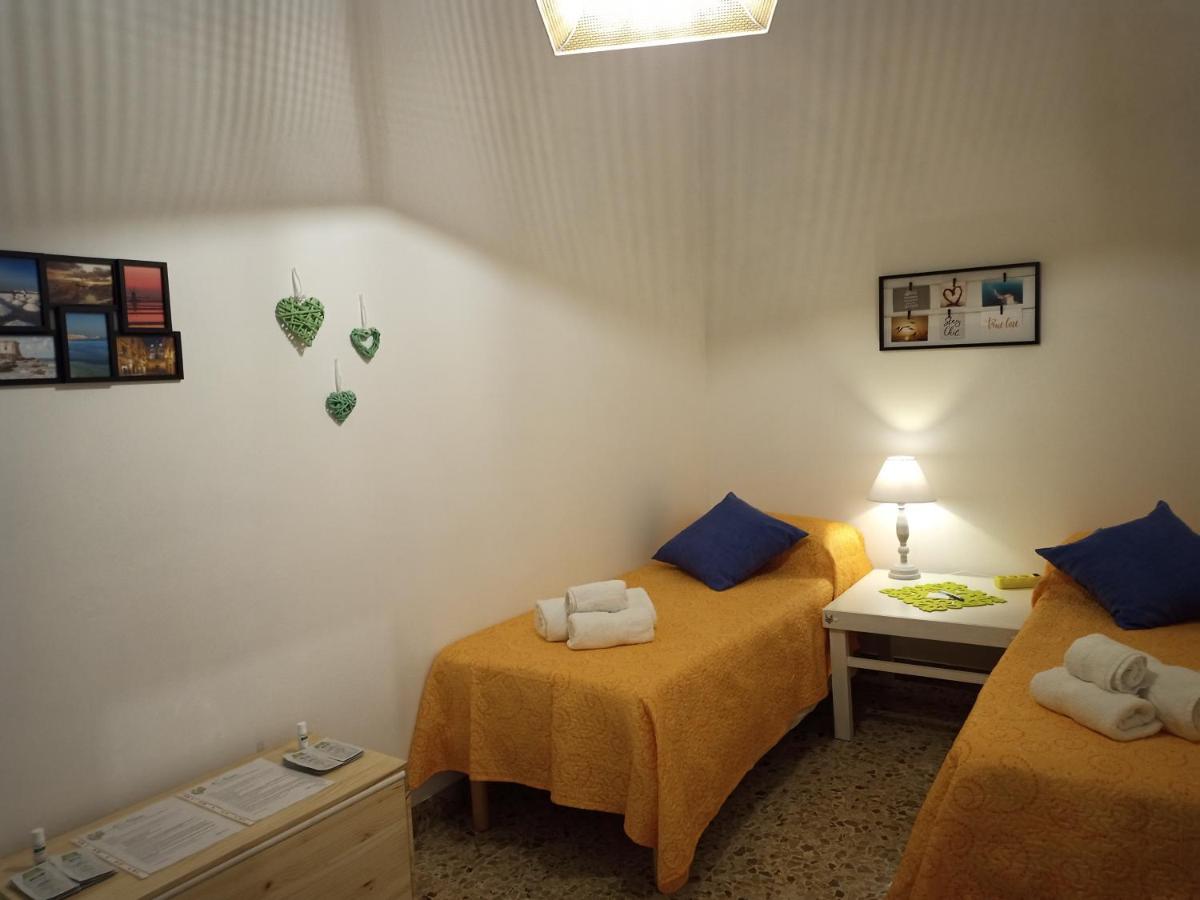 Casa Vacanze Ni Nuccia Trapani Exterior photo
