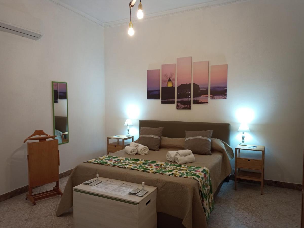 Casa Vacanze Ni Nuccia Trapani Exterior photo
